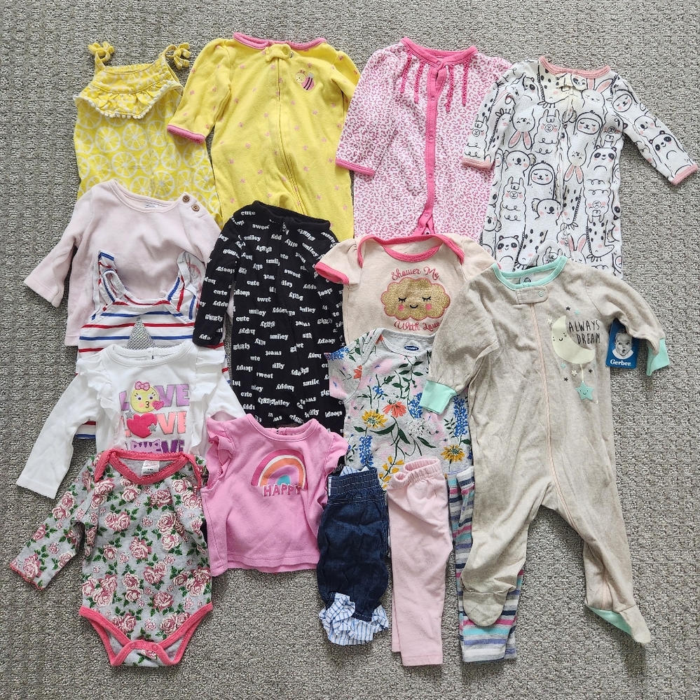 Baby Girl bundle size 3/3-6‎ months - 16 items total